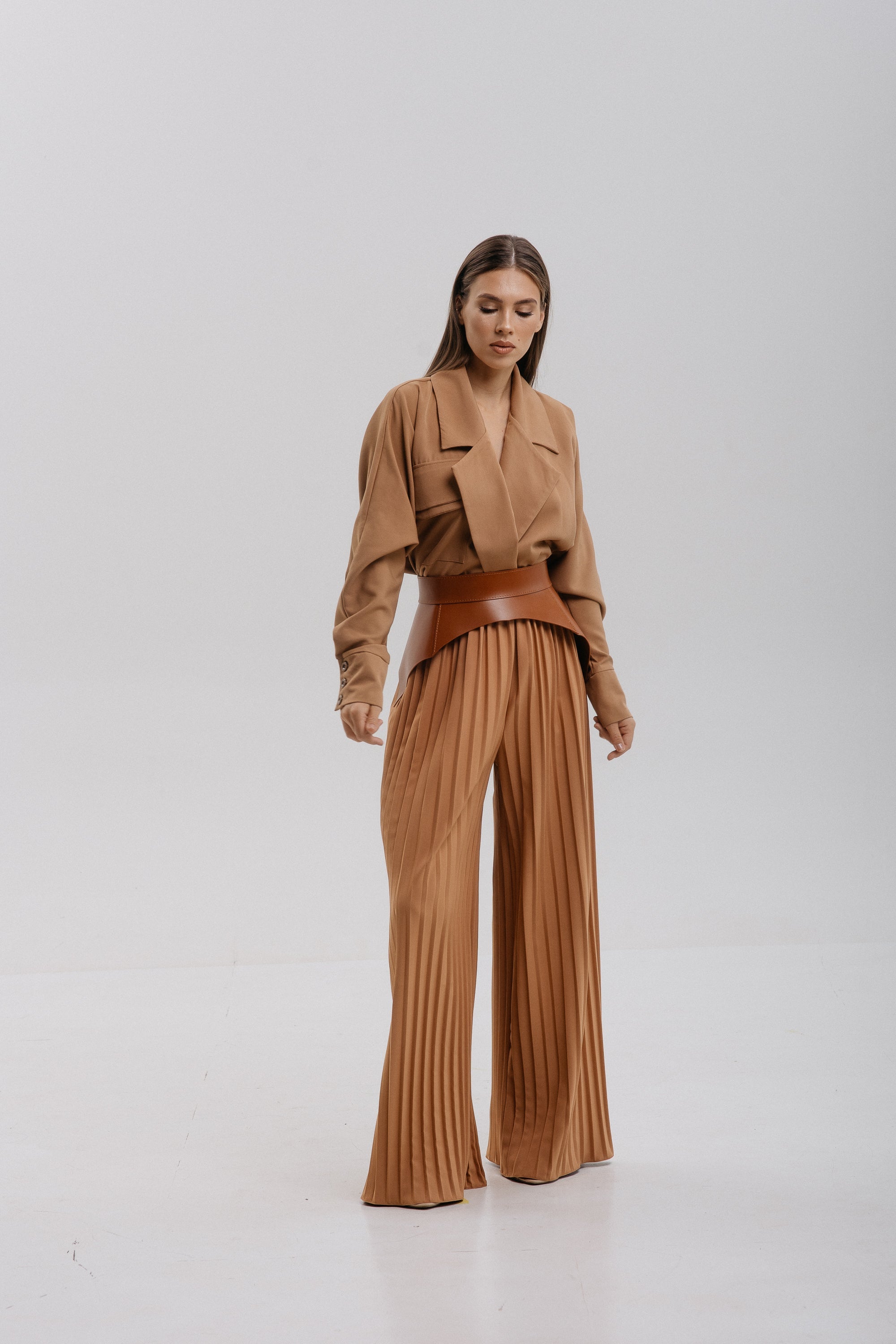 Basque Kaelo Brown crazy horse