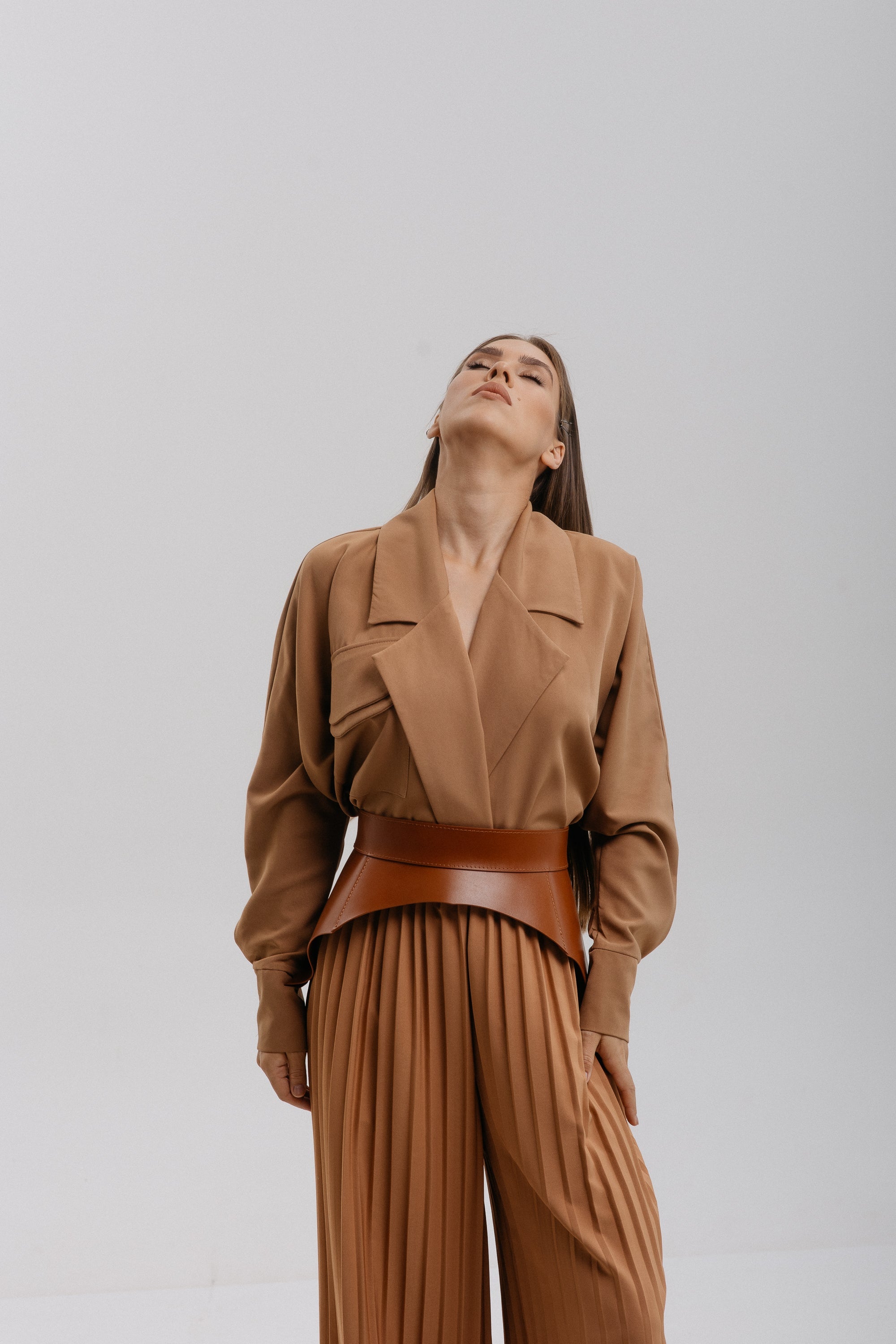 Basque Kaelo Brown crazy horse