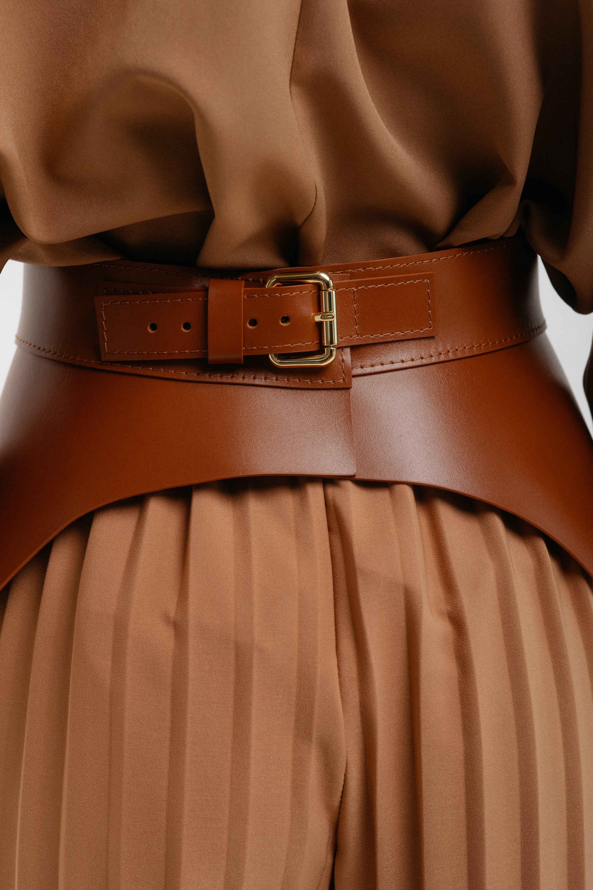 Basque Kaelo Brown crazy horse