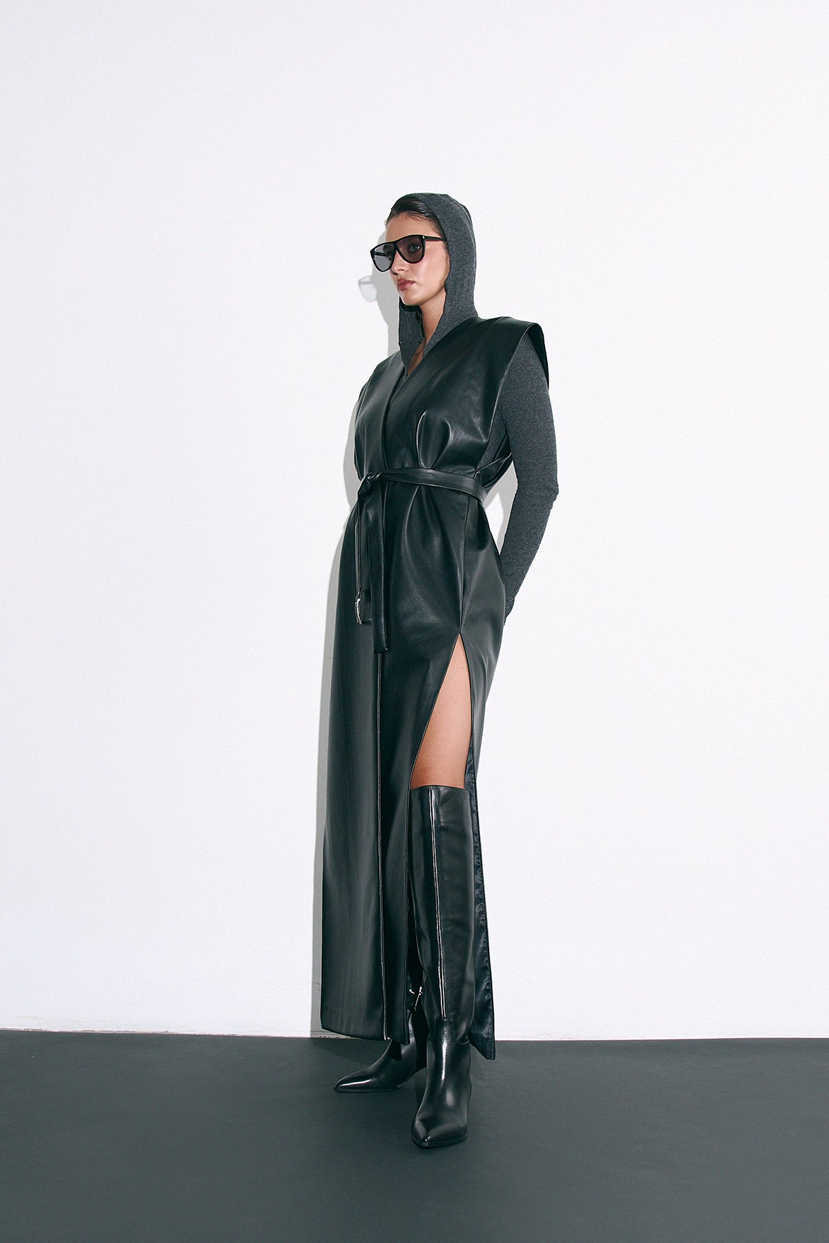 Cape-vest Caleon black