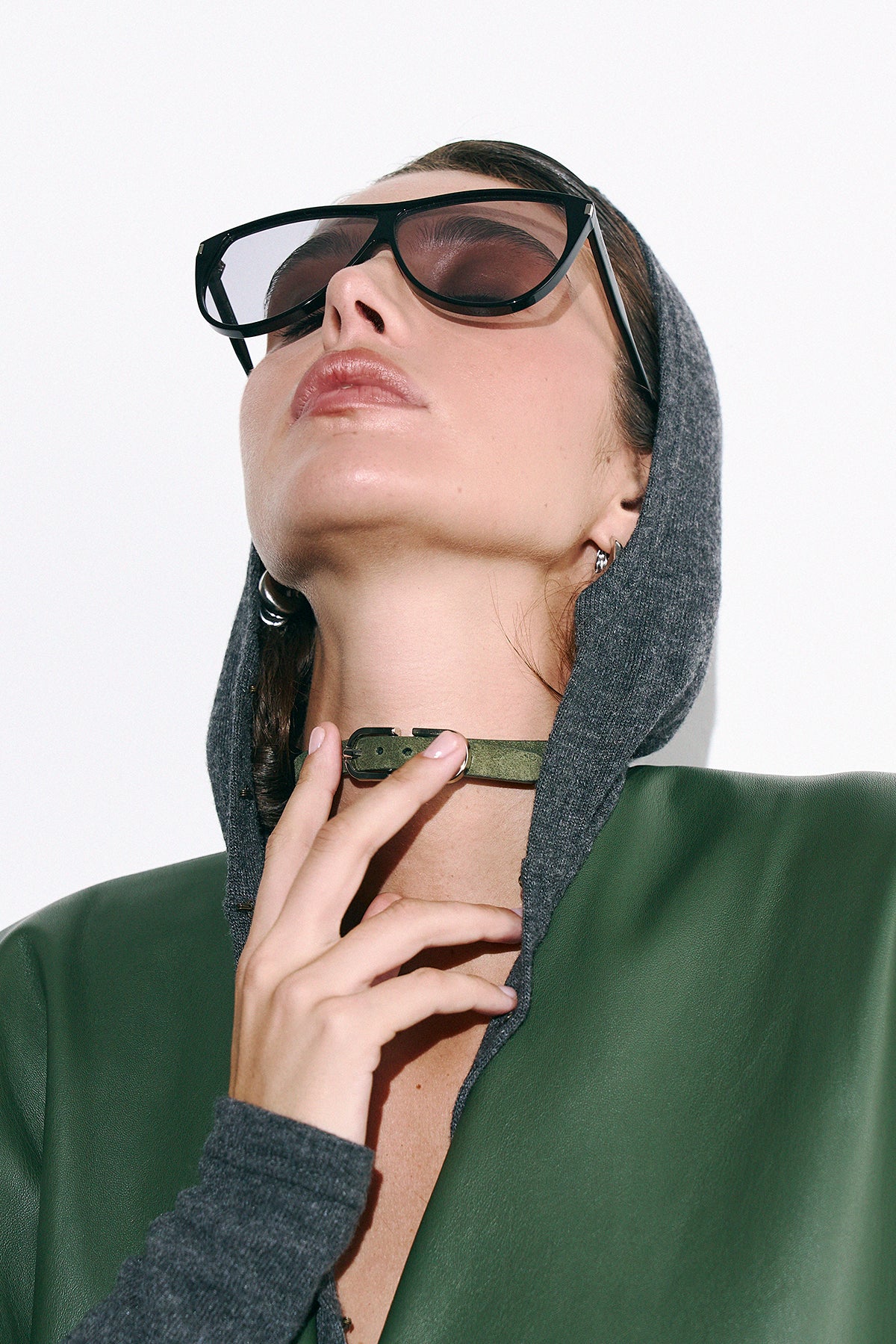 Choker Luri olive