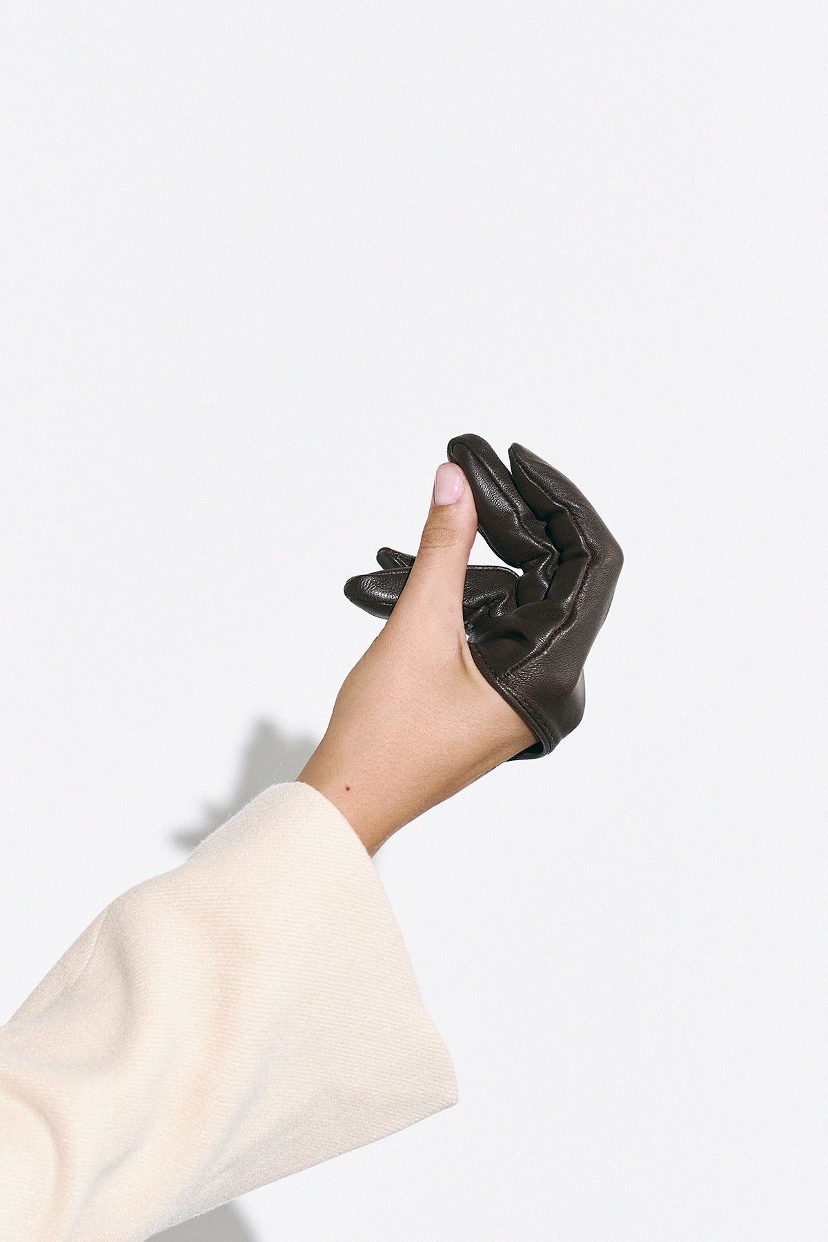 Gloves Sansa chocolate