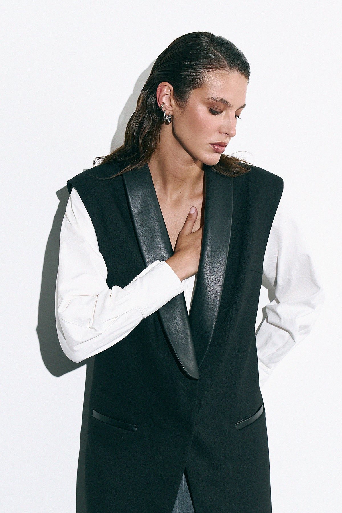 Vest Caelis black
