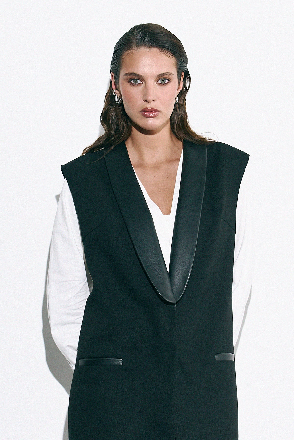 Vest Caelis black